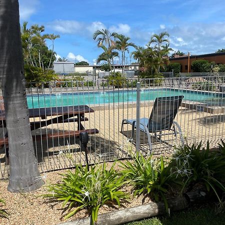 Castle Motor Lodge Bowen Exterior foto
