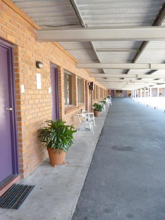 Castle Motor Lodge Bowen Exterior foto
